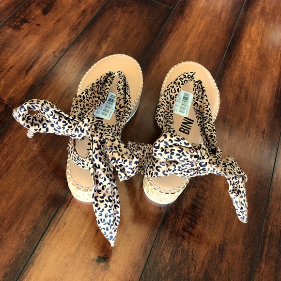 🆕Gianni Bini Sandals. NWT 000AJ - Picture 7 of 12